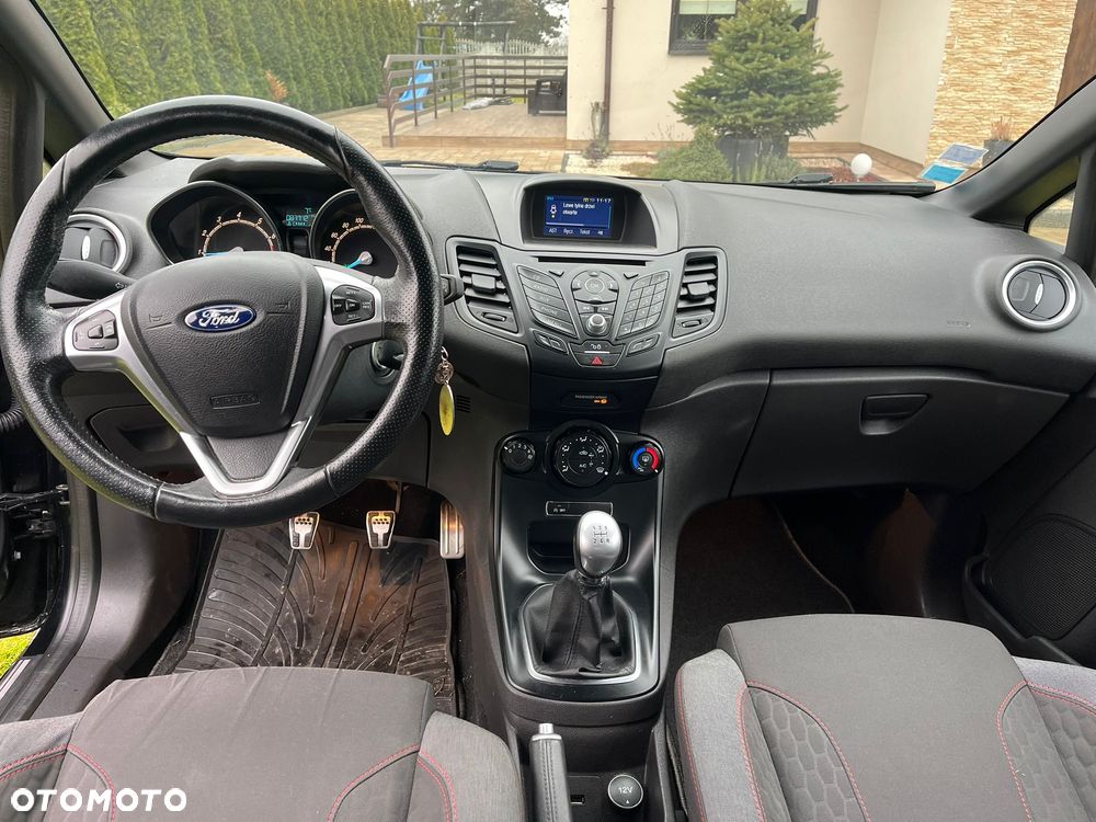 Ford Fiesta - 13