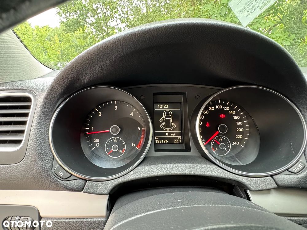 Volkswagen Golf 2.0 TDI Comfortline - 9