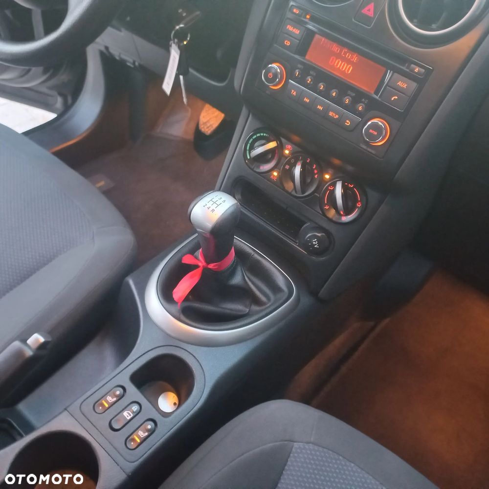 Nissan Qashqai - 10