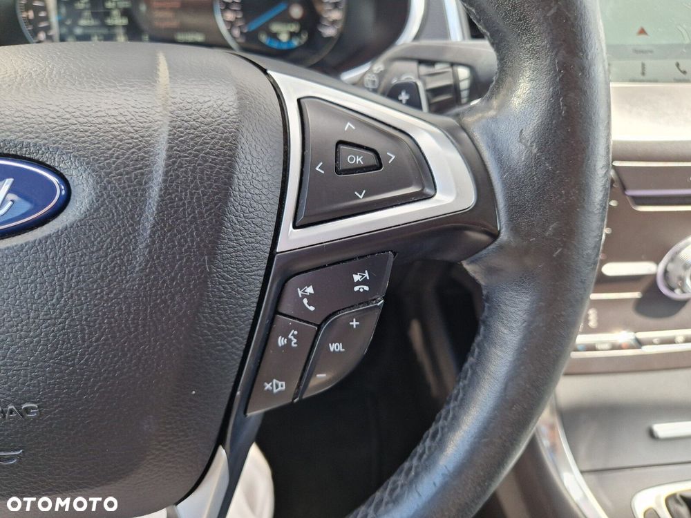 Ford S-Max 2.0 TDCi 4WD Titanium PowerShift - 27