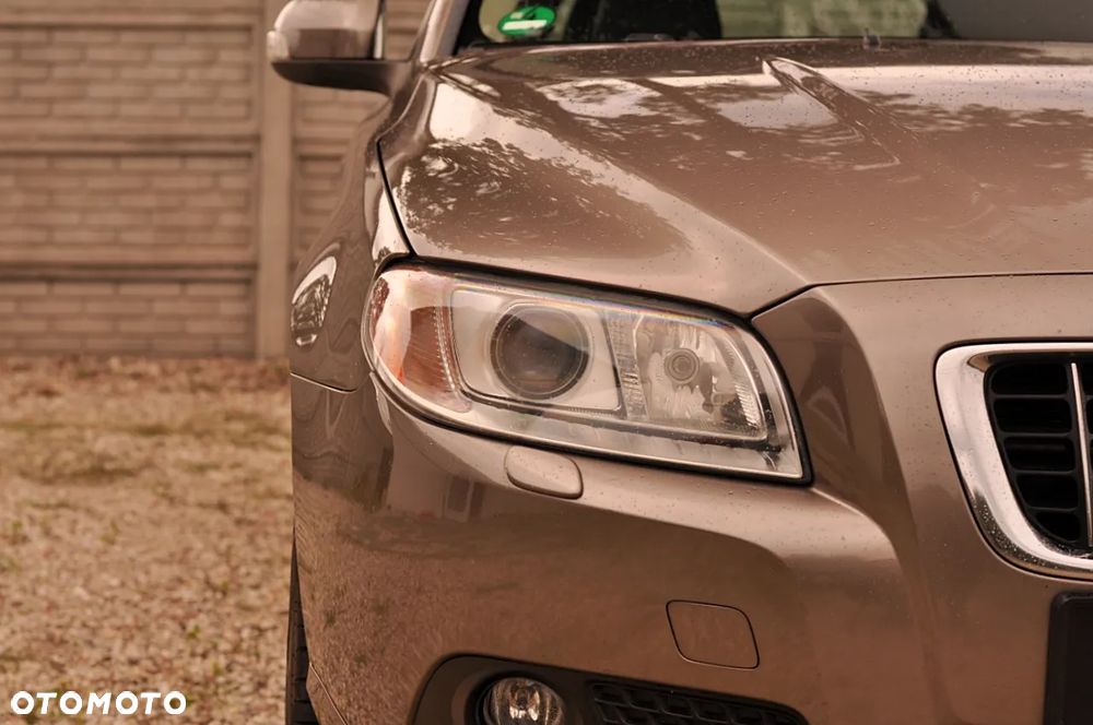 Volvo V70 2.0 - 16