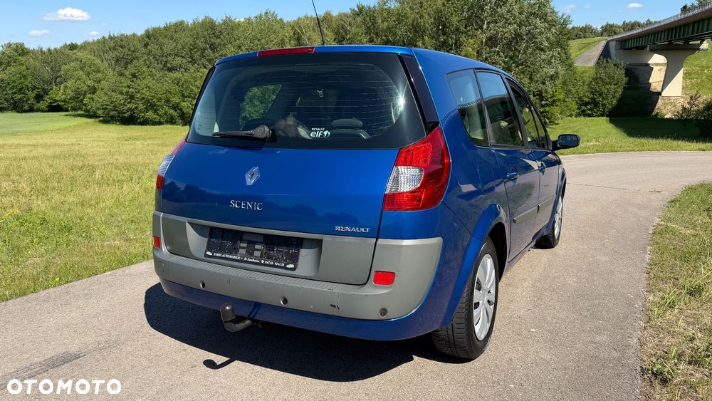 Renault Grand Scenic 2.0 16V Avantage - 27