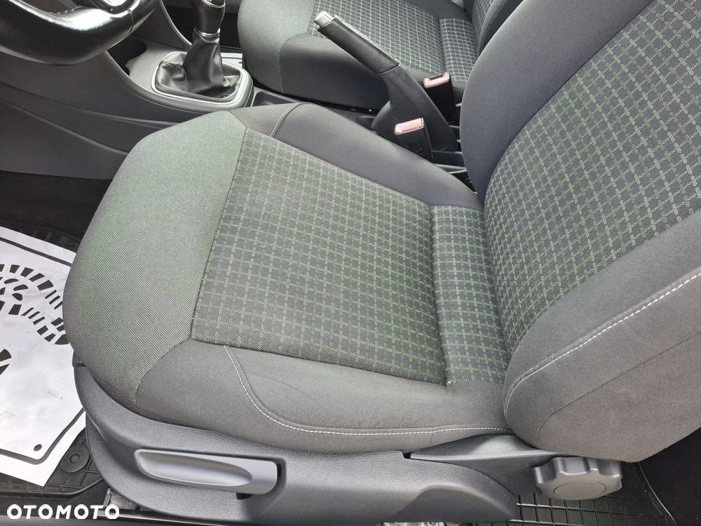 Volkswagen Polo 1.4 TDI (Blue Motion Technology) Highline - 16