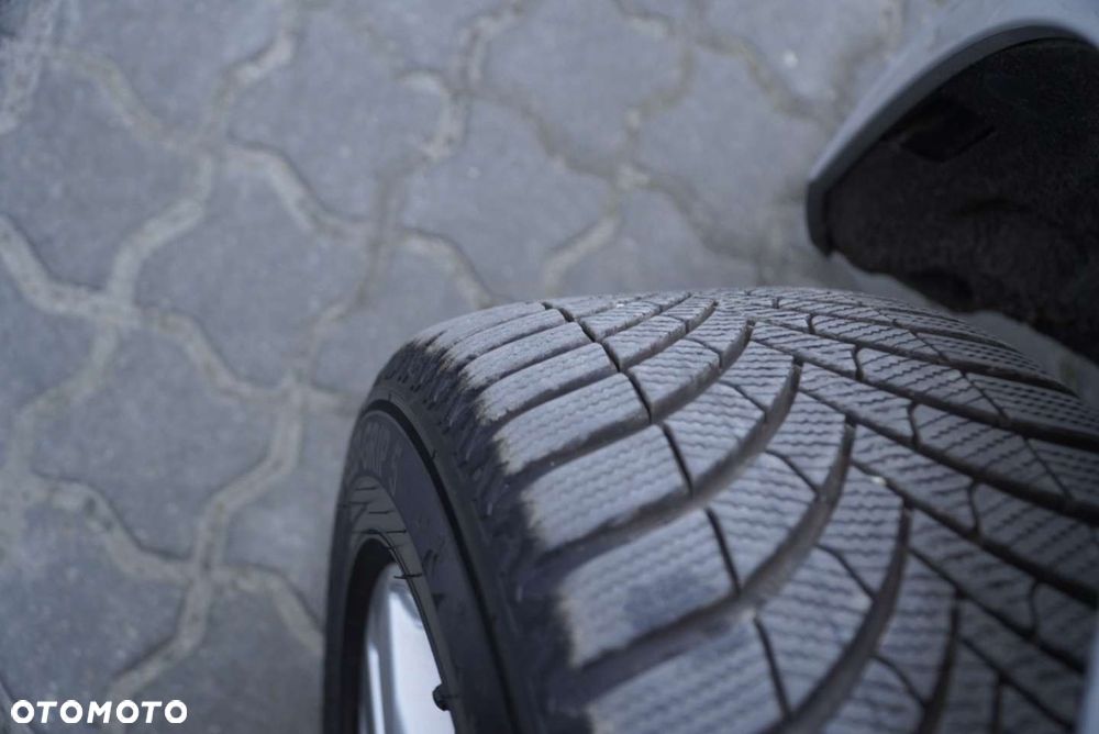 Renault Megane ENERGY dCi 130 INTENS - 31