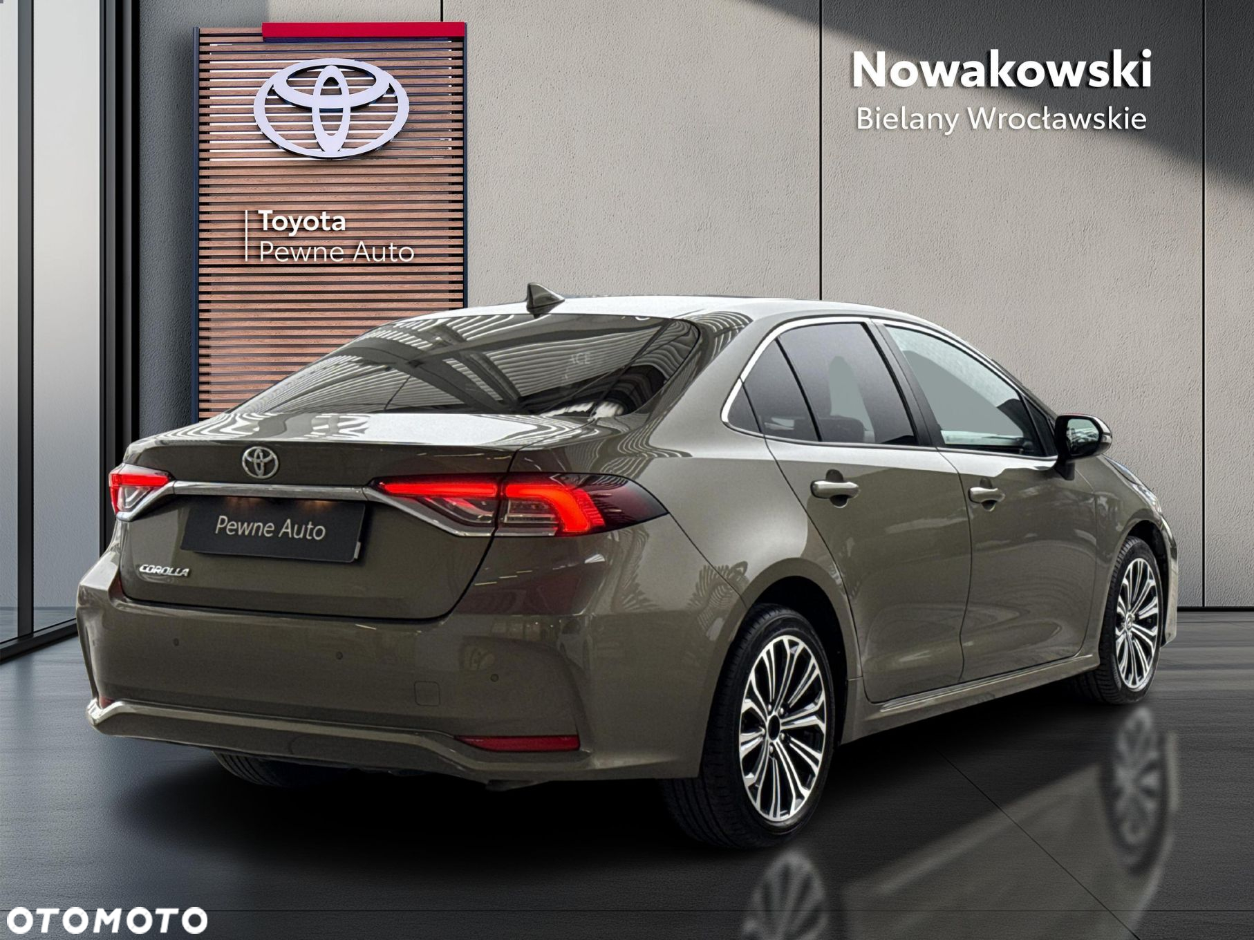 Toyota Corolla - 5