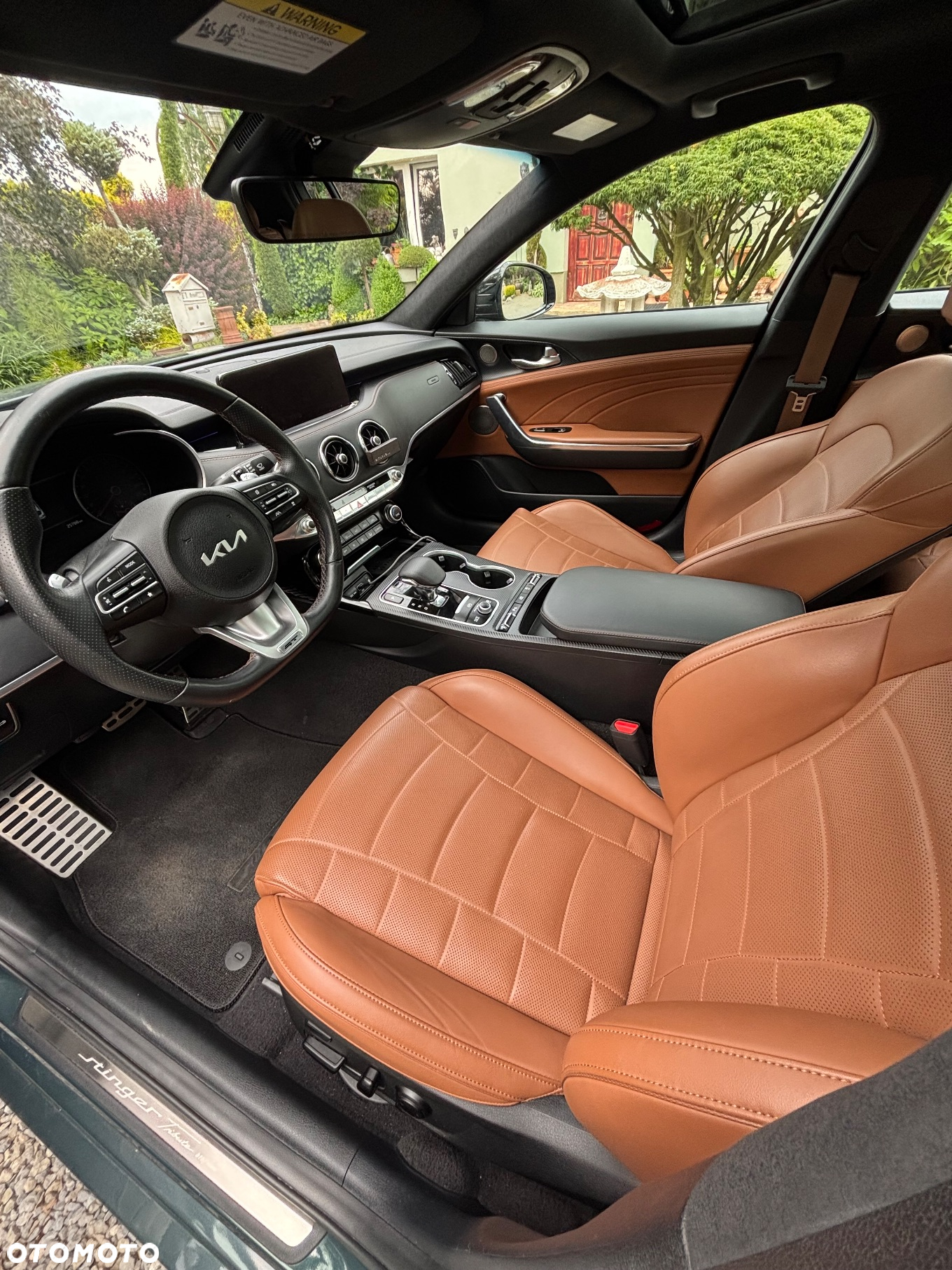 Kia Stinger - 10