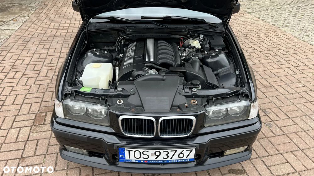 BMW Seria 3 323i - 28