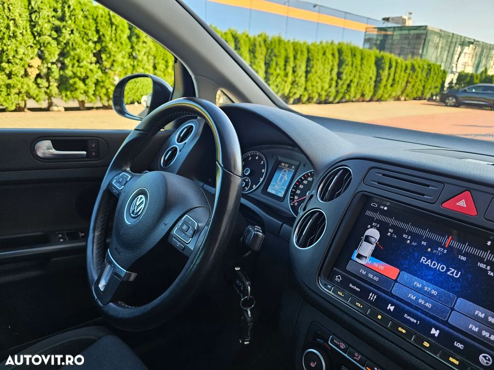 Volkswagen Golf Plus 1.2 TSI DSG Style - 16