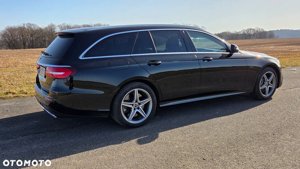 Mercedes-Benz Klasa E 300 de 9G-TRONIC AMG Line - 18