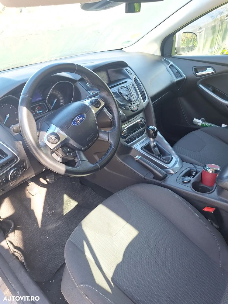 Ford Focus - 5