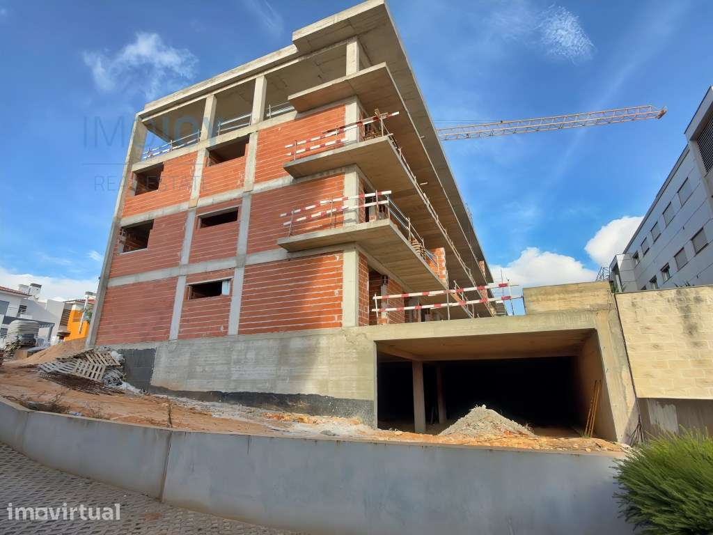 Apartamento T2 em Construção com Terraço em Portimão - Grande imagem: 5/24