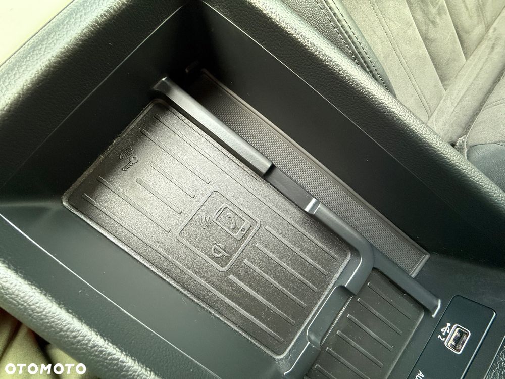 Audi A4 Avant 40 TDI Quattro S Line S tronic - 24