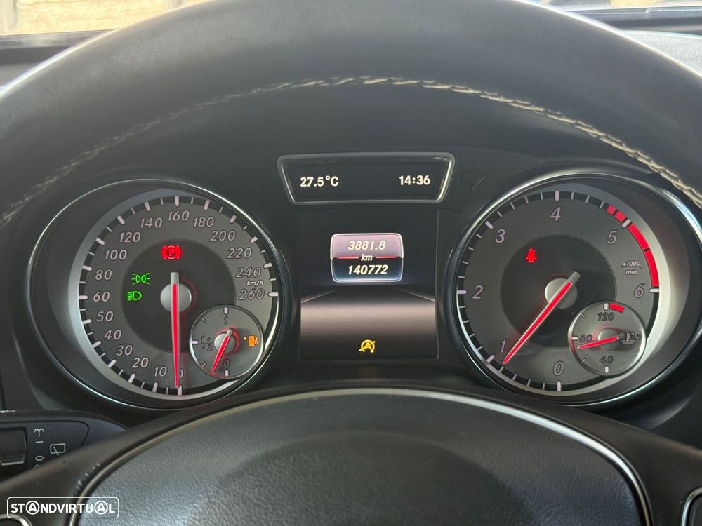 Mercedes-Benz GLA 180 CDi Urban - 26