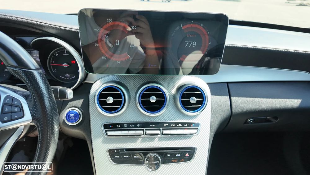 Mercedes-Benz C 300 - 31