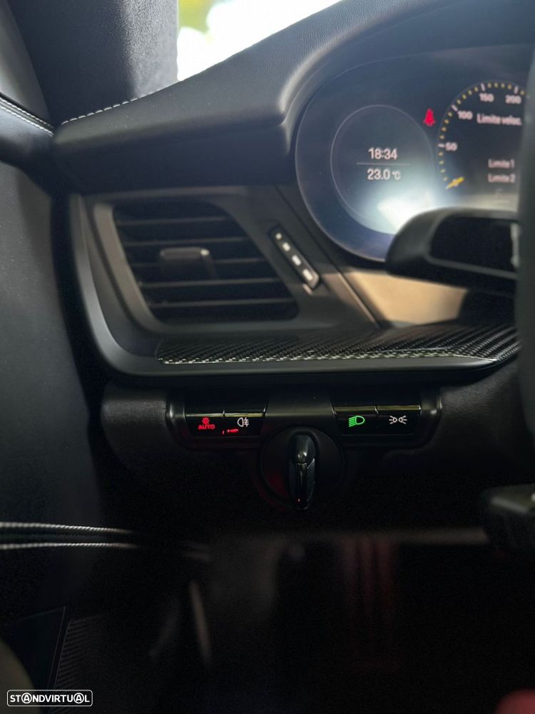 Porsche 911 (992) GT3 PDK - 38