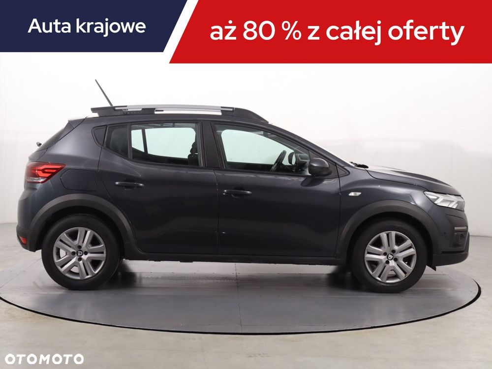 Dacia Sandero - 8