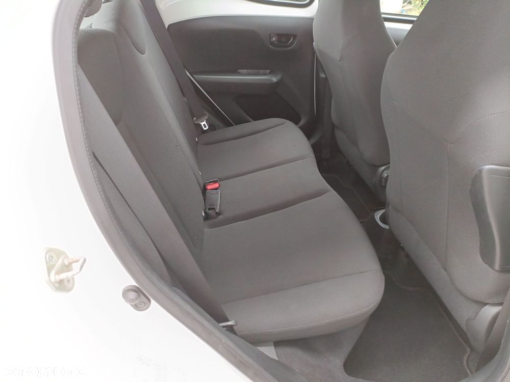 Toyota Aygo - 13