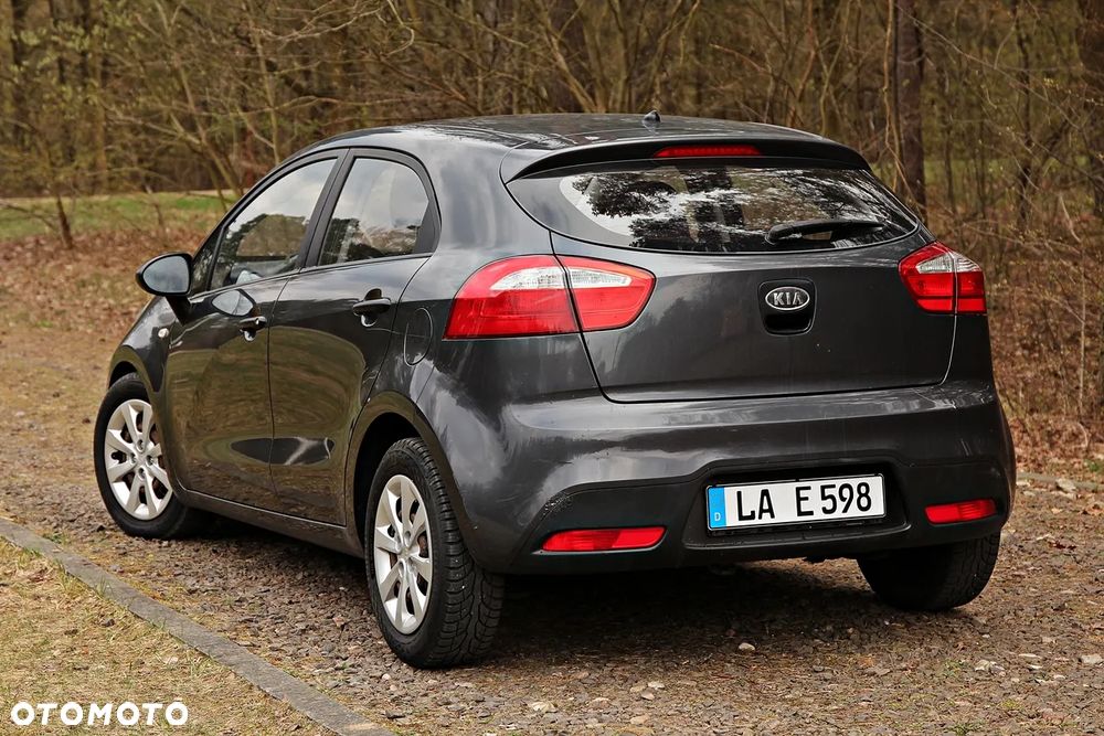 Kia Rio 1.2 Business Line - 11