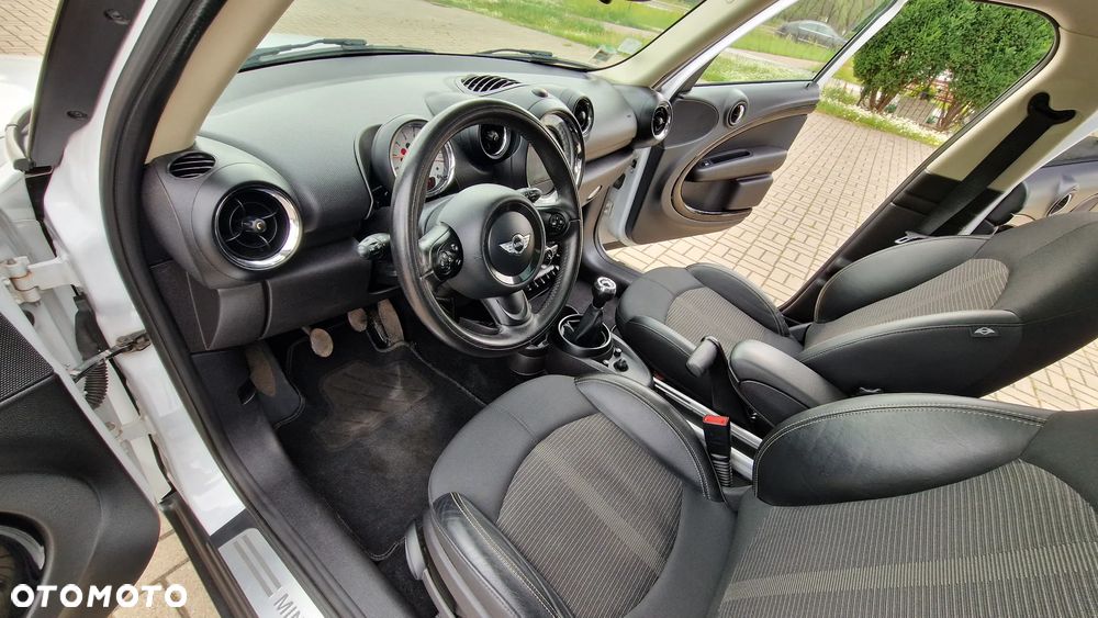 MINI Countryman One D - 11