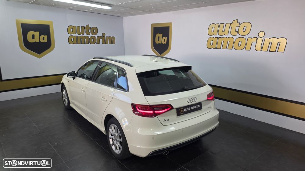 Audi A3 Sportback 1.6 TDI S-line - 12