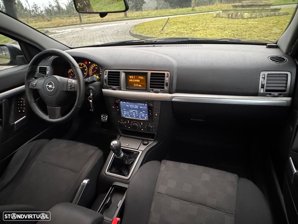 Opel Vectra 1.9 CDTI DPF Sport/GTS - 19