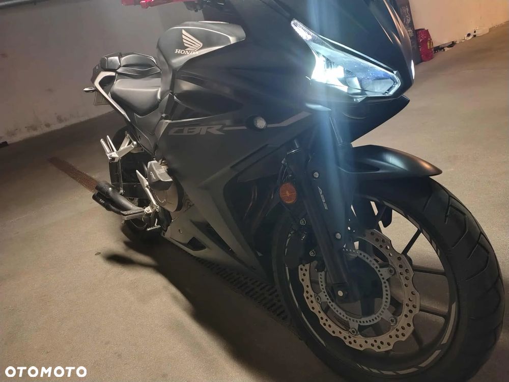Honda CBR - 14