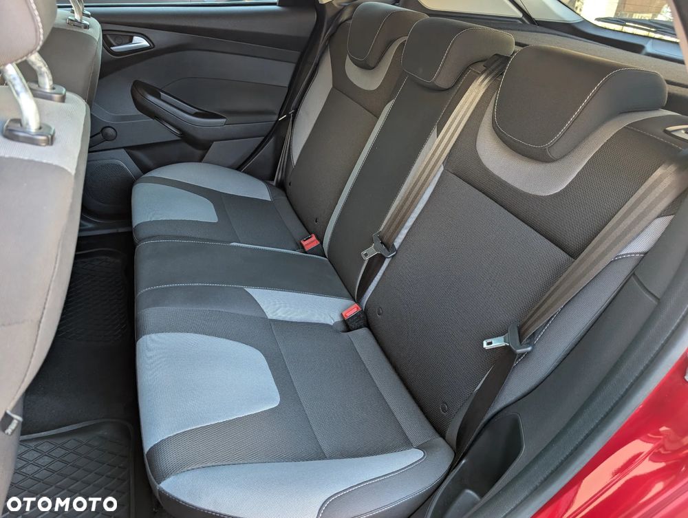 Ford Focus 1.0 EcoBoost Trend Sport - 26