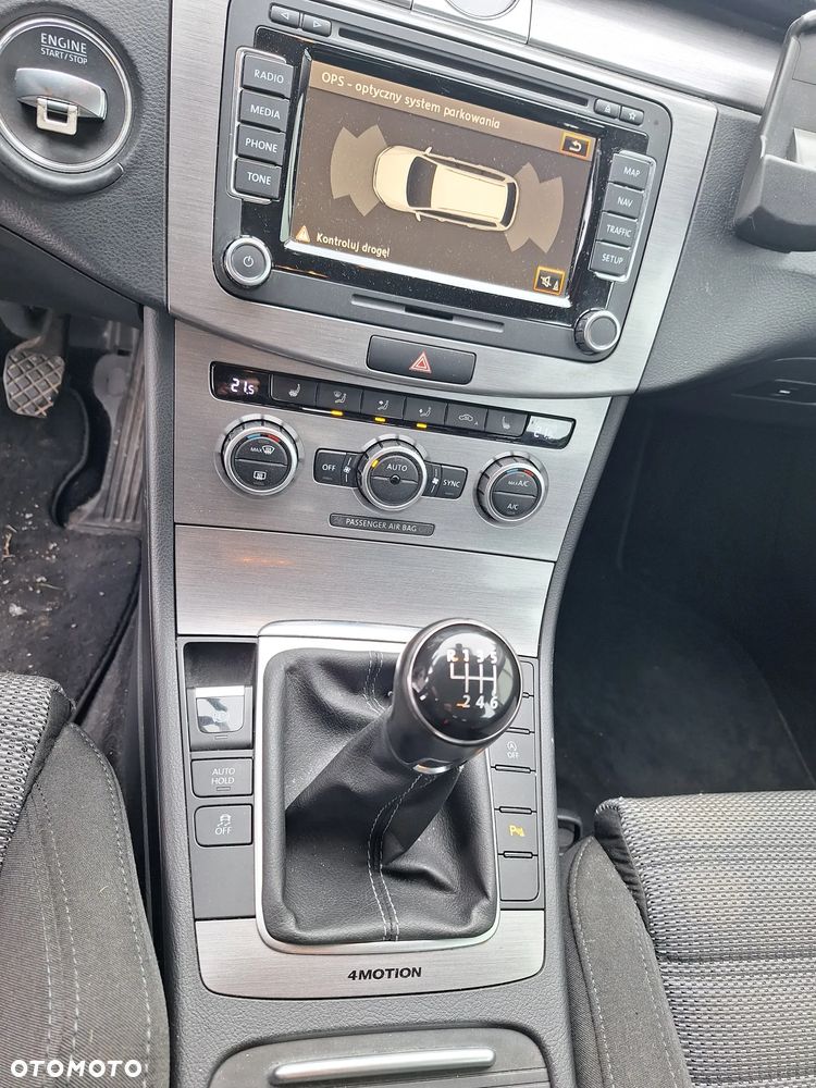 Volkswagen Passat Variant 2.0 TDI BlueMotion Technology Comfortline - 22