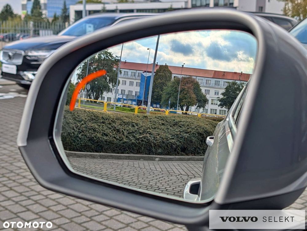 Volvo XC 40 - 32