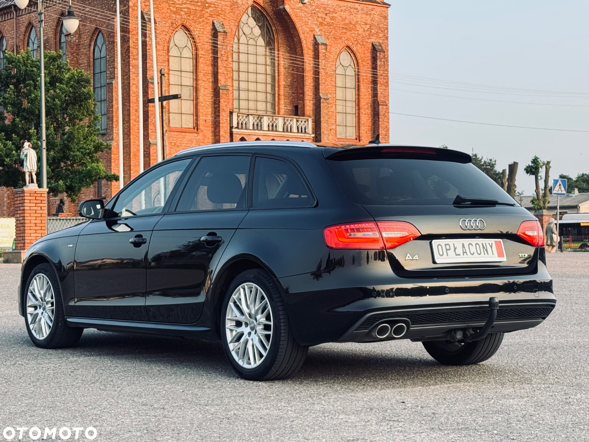 Audi A4 Avant 2.0 TDI DPF clean diesel multitronic S line Sportpaket - 16