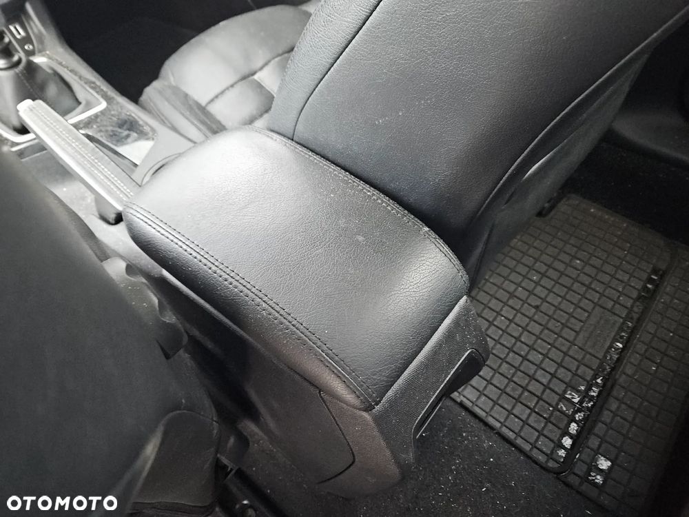 Fotele kanapa skóra skórzane boczki Peugeot 308 II T9 kombi SW 2015r EKUD - 8