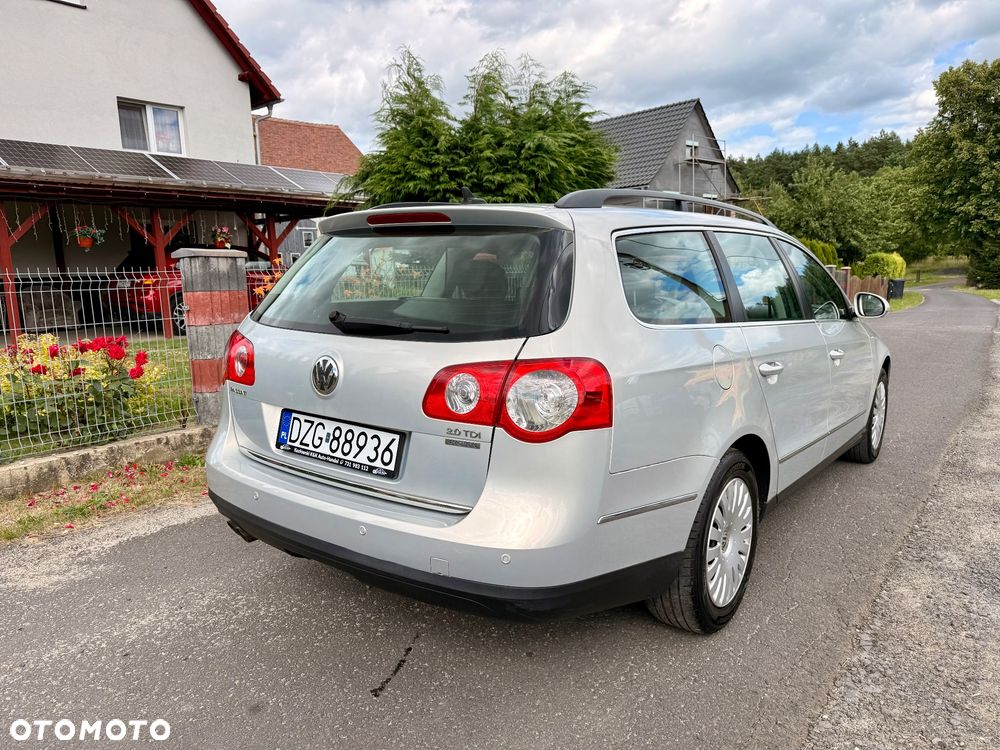 Volkswagen Passat 2.0 TDI DPF 4Mot Comfortline - 4