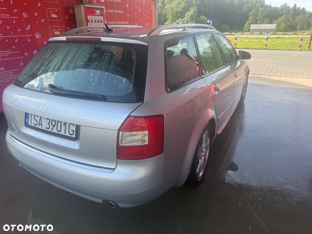 Audi A4 Avant 1.8T Quattro - 6