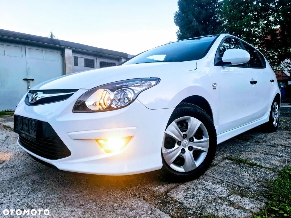 Hyundai i30 1.4 Blue Comfort - 19