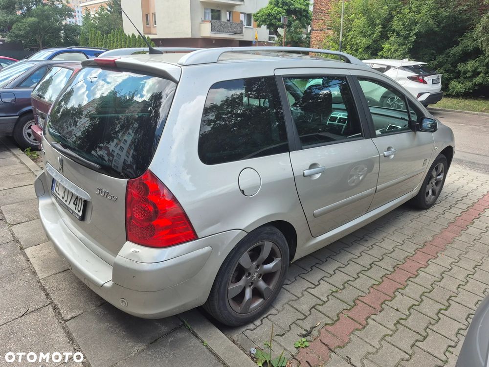 Peugeot 307 - 8