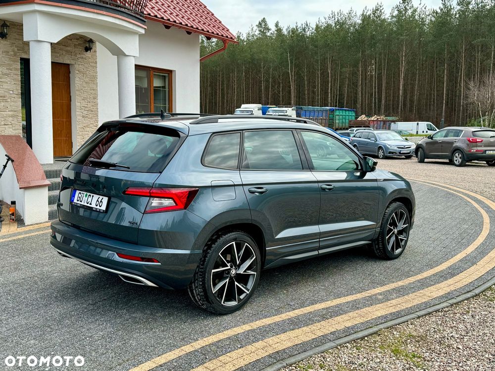 Skoda Karoq 2.0 TDI SCR 4x4 DSG Sportline - 9