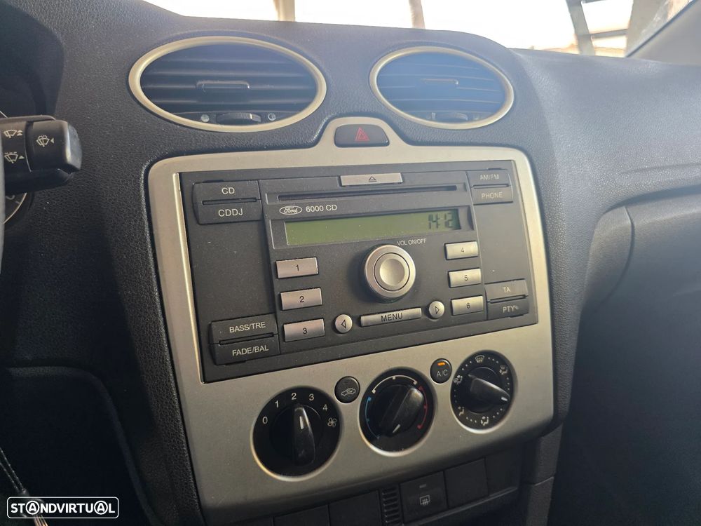 Ford Focus SW 1.6 TDCi Trend - 8