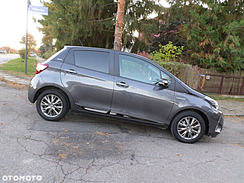 Toyota Yaris - 35