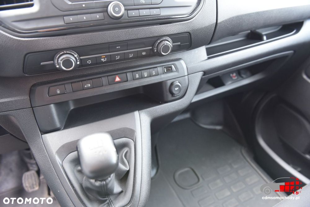 Opel Vivaro - 22
