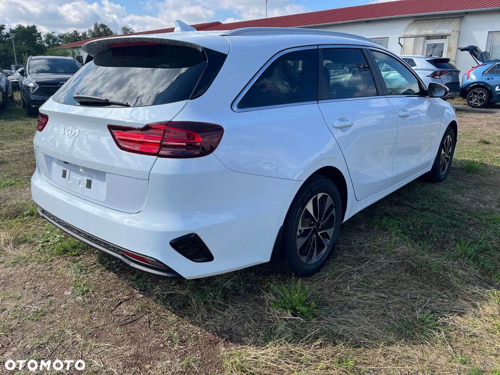 Kia Ceed 1.5 T-GDI M DCT - 7