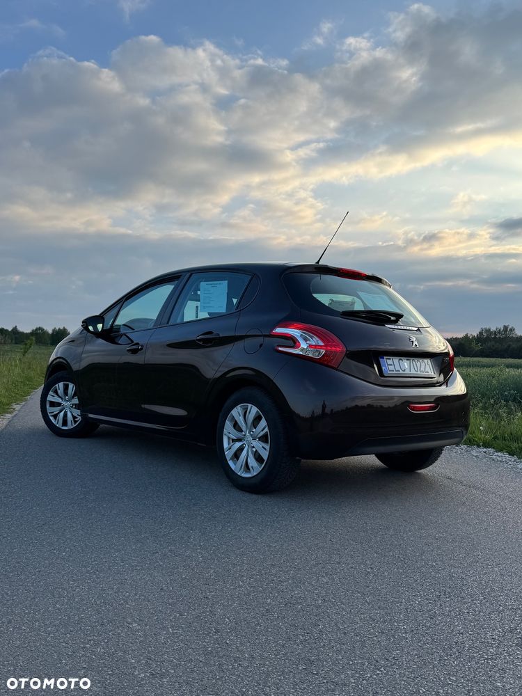 Peugeot 208 1.2 PureTech Allure - 6