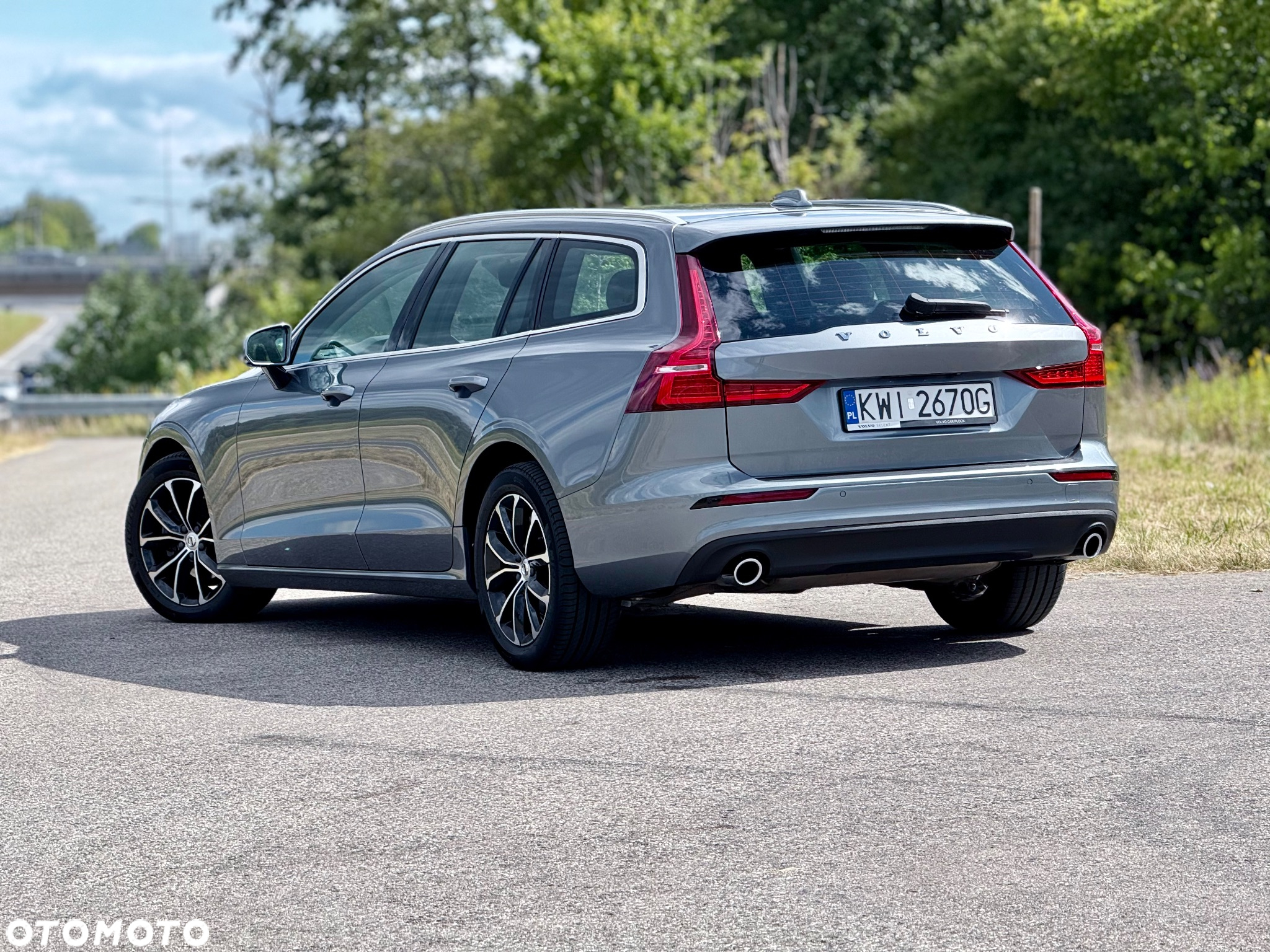 Volvo V60 B4 D Geartronic Momentum - 3