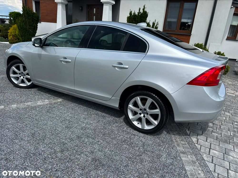 Volvo S60 D2 Momentum - 20