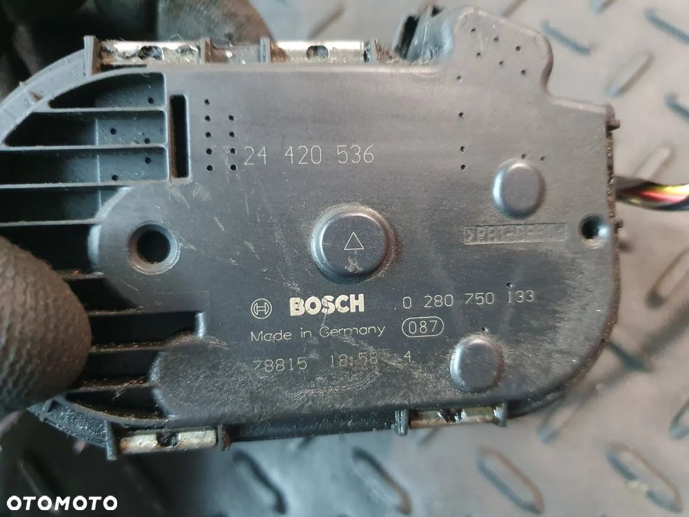 OPEL 1.2 1.4 16V PRZEPUSTNICA 24420536  0280750133 ASTRA CORSA - 2