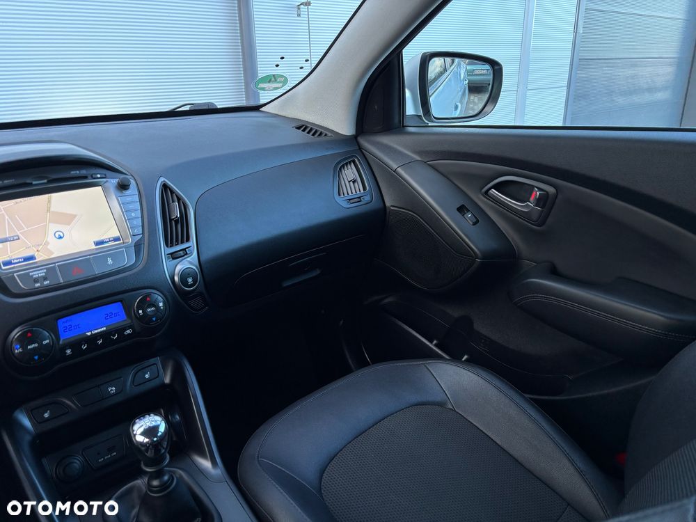 Hyundai ix35 blue 1.6 2WD Finale Silver - 26