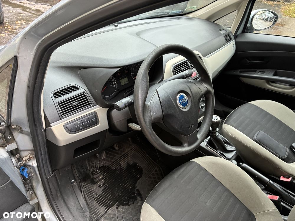 Fiat Punto - 8