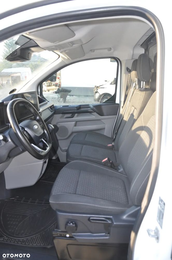 Ford Transit custom - 19
