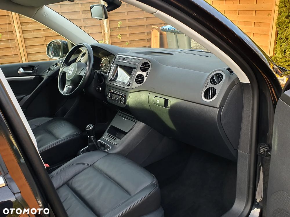 Volkswagen Tiguan - 13