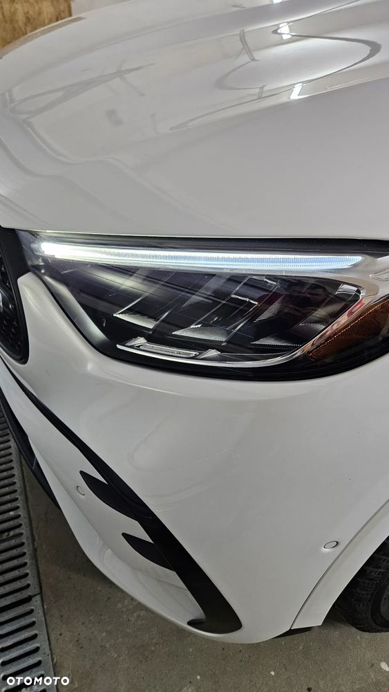 Mercedes-Benz GLC 300 4Matic 9G-TRONIC AMG Line Advanced - 14