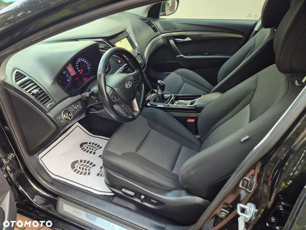 Hyundai i40 i40cw 1.6 Fifa World Cup Edition - 18